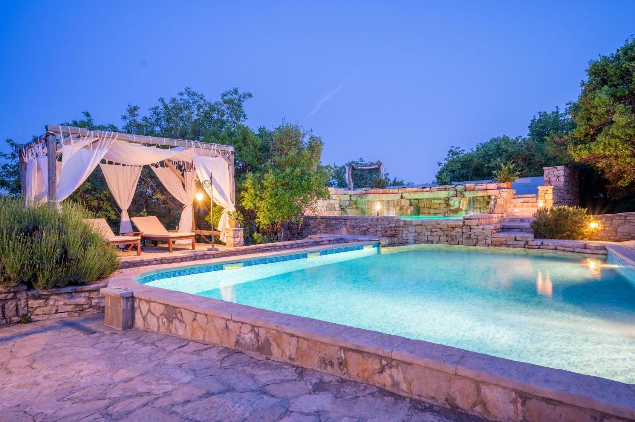 Nono Ban Hotel & Villa Gornji Humac Exterior photo
