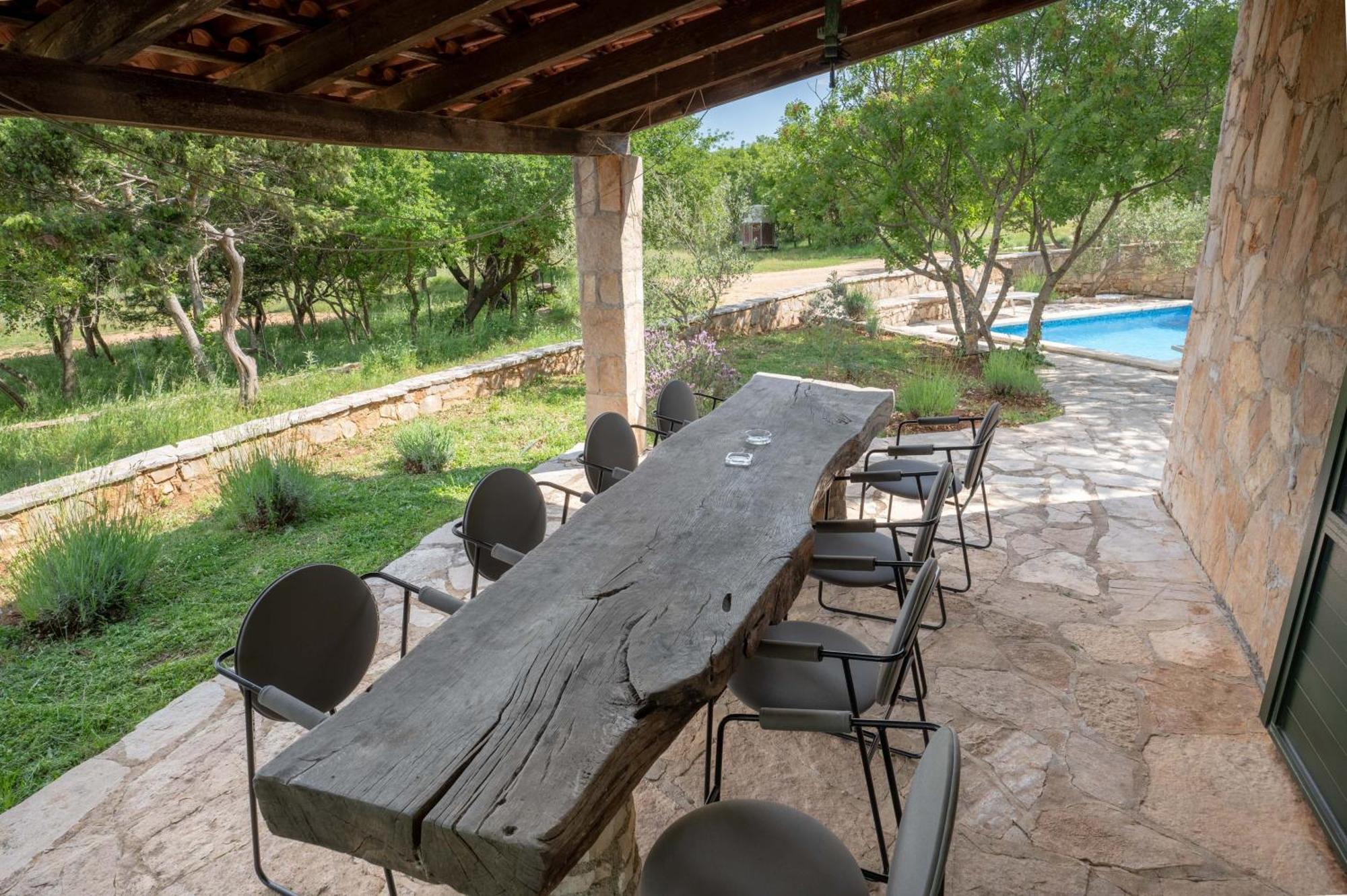 Nono Ban Hotel & Villa Gornji Humac Exterior photo
